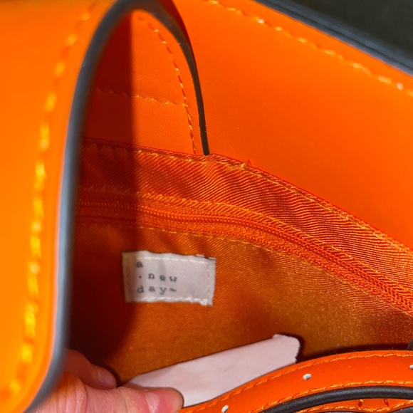 NWT A New Day, Beautiful Orange Purse, 9 x 11, perfect for summer! - Picture 5 of 5